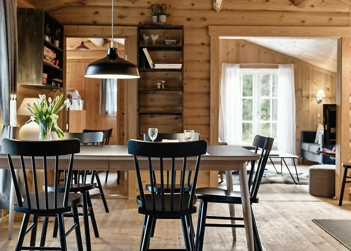 With Panoramic Views Over * טריסיל