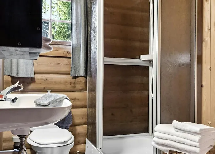 בית נופש With Panoramic Views Over