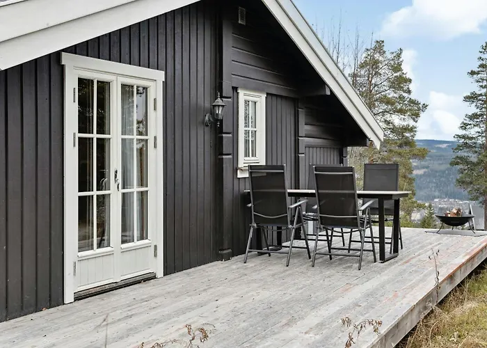 With Panoramic Views Over בית נופש *